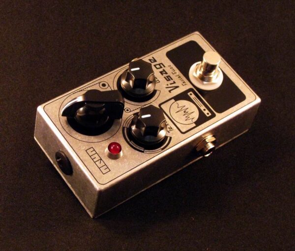 Aqua Audio VISAGE fuzz pedal